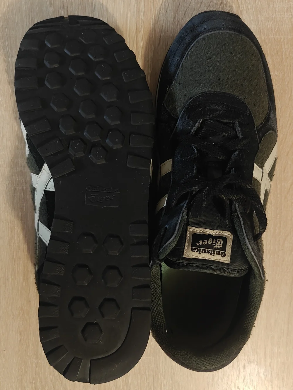 Onitsuka Tiger by Asics Men’s Green & White Runner Sneakers